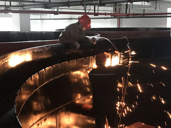 光伏切割、開方廢水處理施工現(xiàn)場